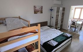 Mountain House - Brezovica