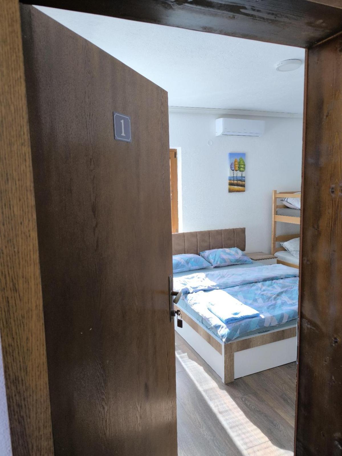 Mountain House - Brezovica Apartment Bagian luar foto
