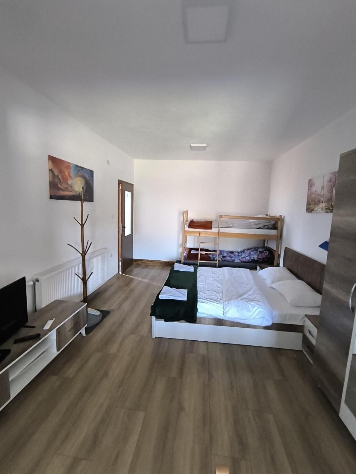 Mountain House - Brezovica Apartment Bagian luar foto