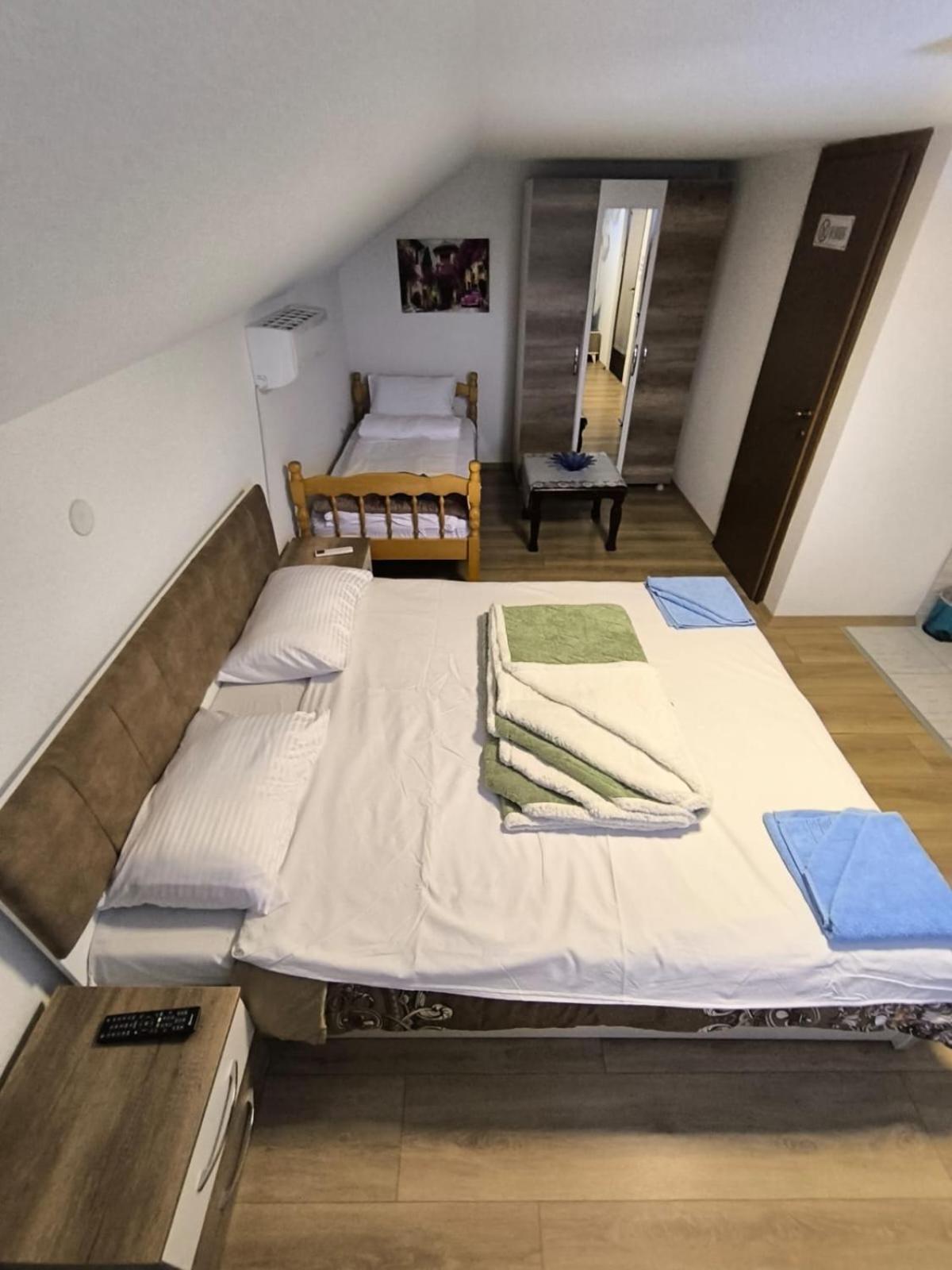 Mountain House - Brezovica Apartment Bagian luar foto